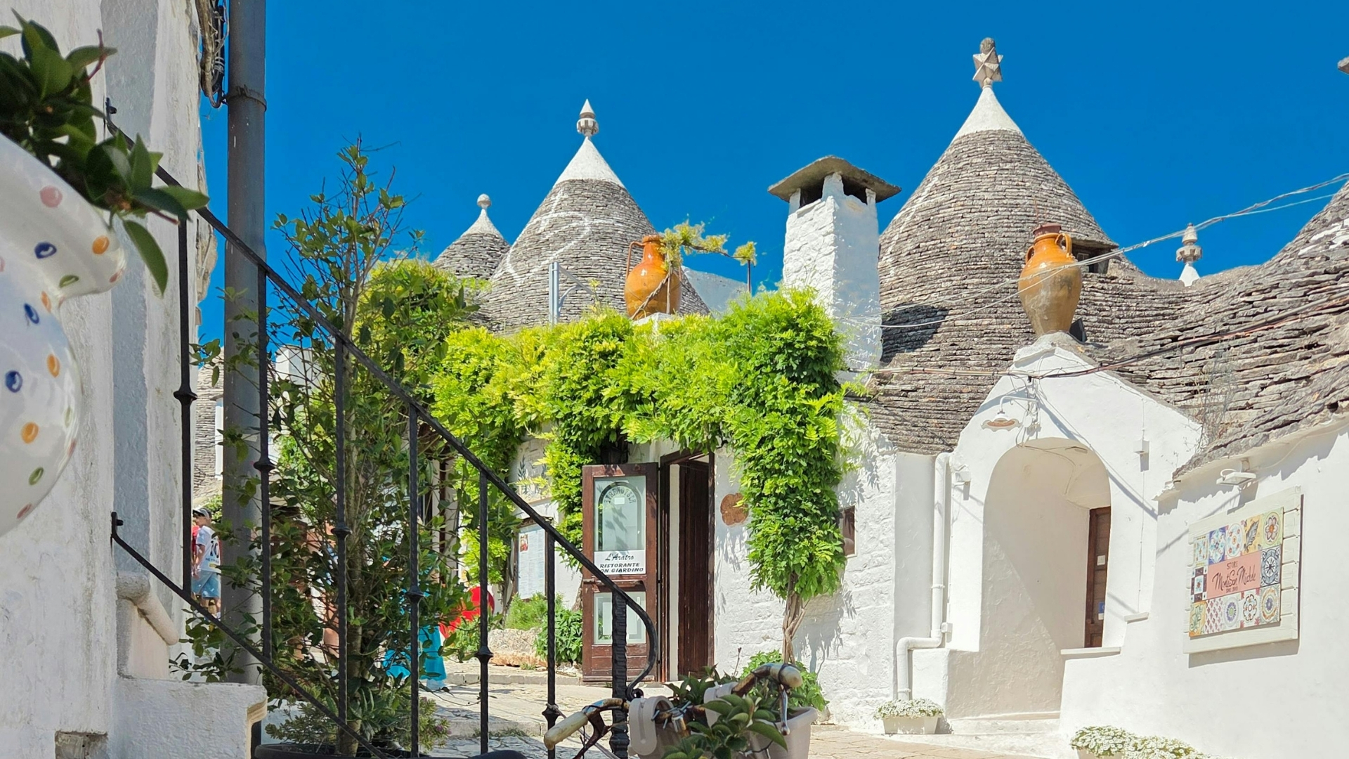 image de partage plus beaux villages des pouilles