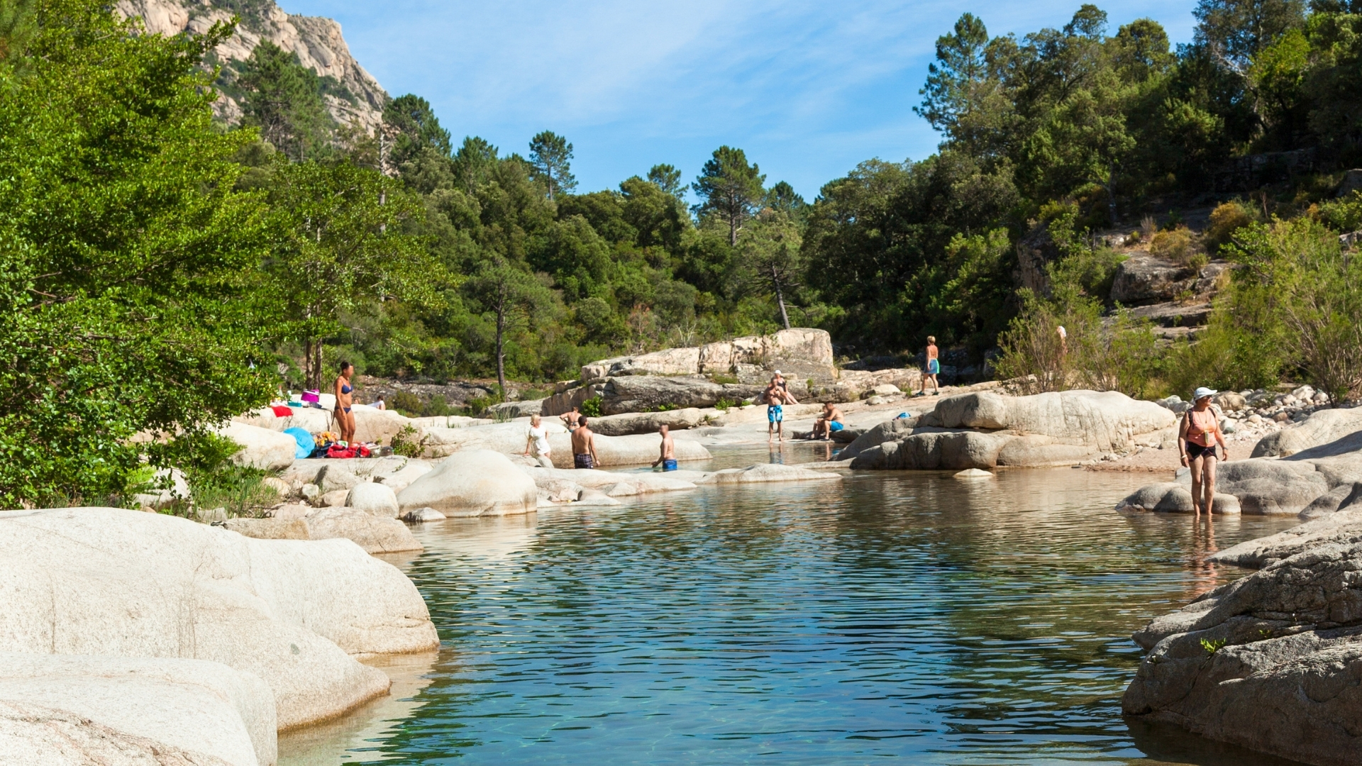 piscines naturelles de corse, incontournables a faire en corse