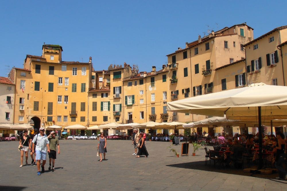 Piazza dell'Anfiteatro Lucques