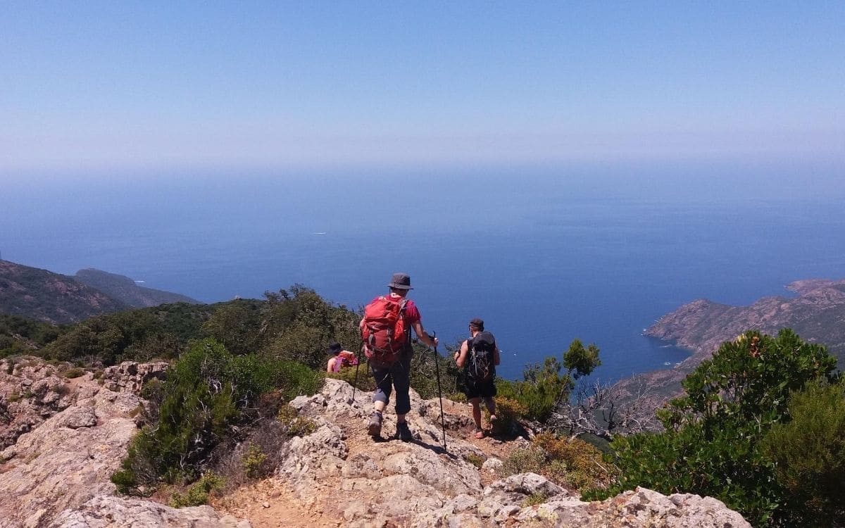 Sentier Mare e Monti, Corse