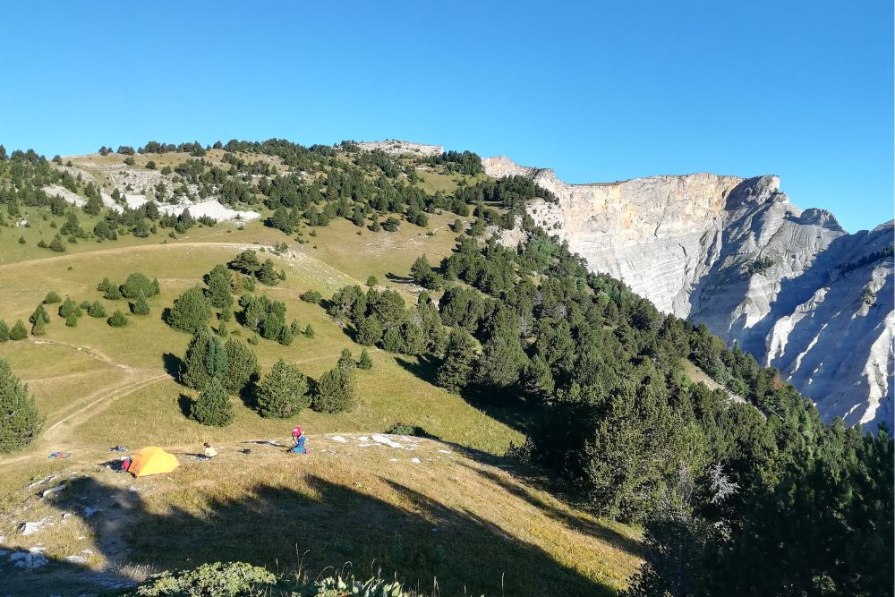 Spot de bivouac au Pas de l'Essaure © Adrien Ozanon