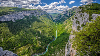 image de partage ou partir cet ete dans les alpes du sud