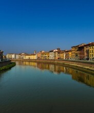 Rivière Arno, à PIse