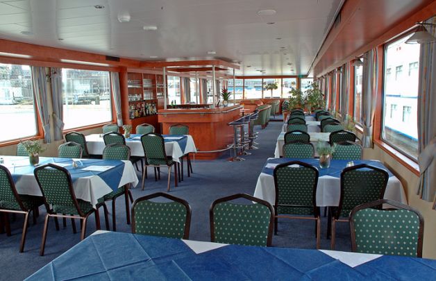 Salle de restaurant du MS Fluvius