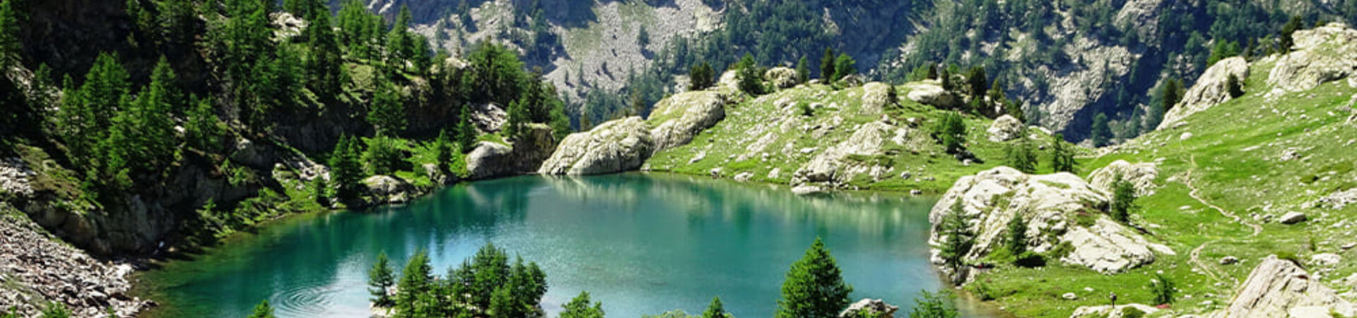 Treks et séjours itinérants en montagne en famille