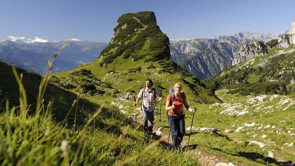 Image Lacs, villages, montagnes et glaciers du Tyrol