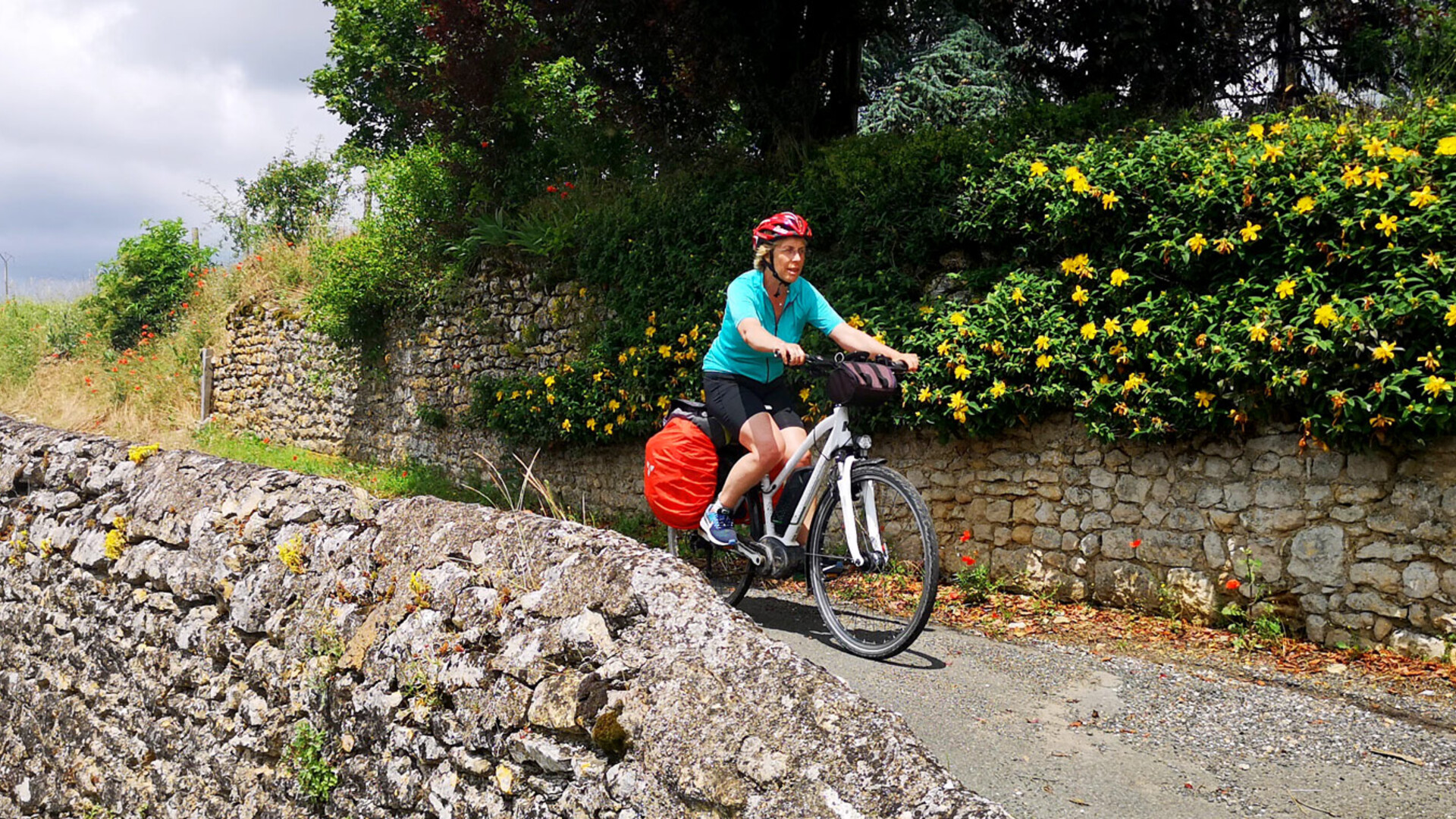 La Velo Francette d Angers a La Rochelle liberte Grand Angle