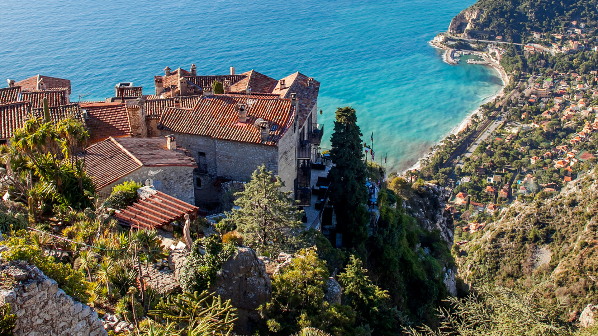 Trek - Jardins et Villas de la Côte d’Azur par les sentiers du littoral de Monaco à Nice
