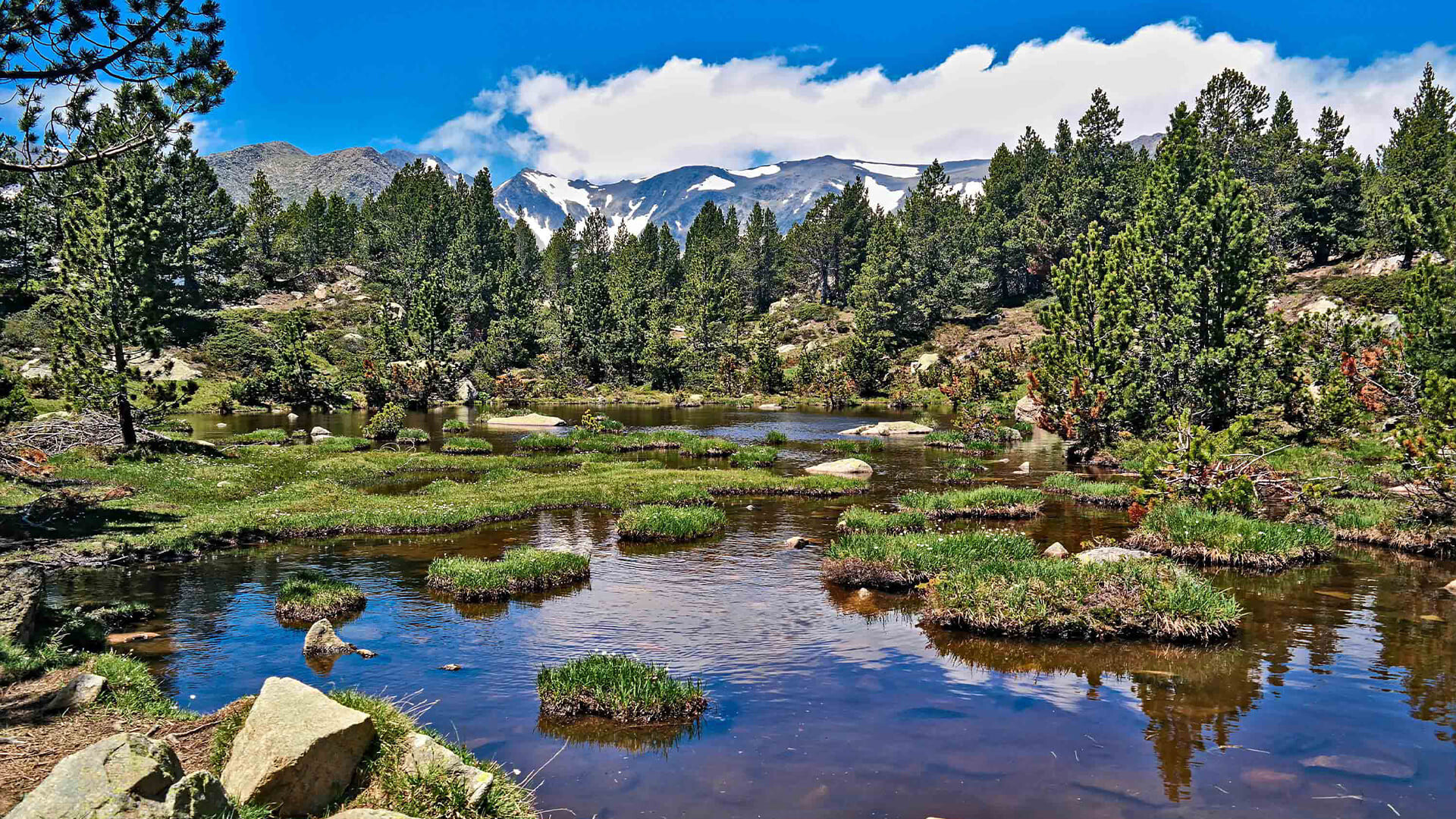 Etang de Carlit dans les Pyrénées