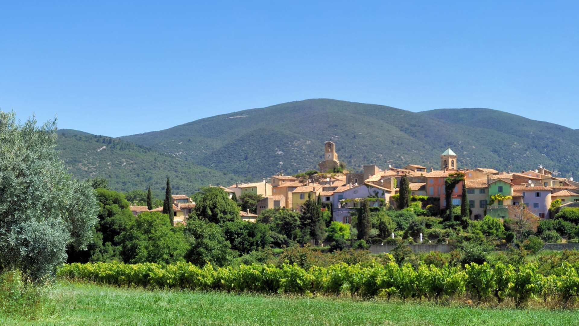 Village de Lourmarin dans le Luberon