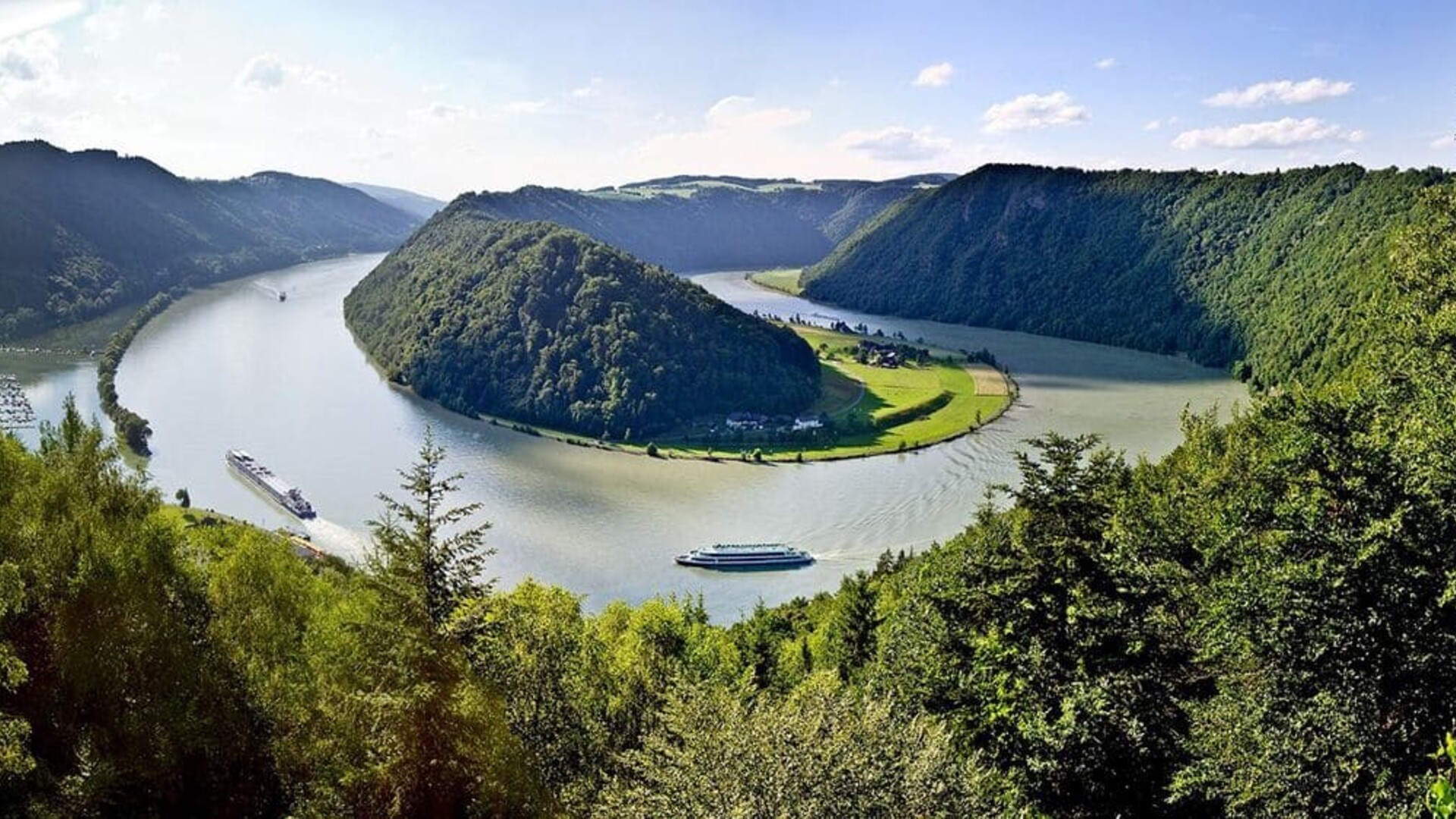 Voyage à vélo - Le Danube de l’Allemagne à la Serbie en vélo bateau