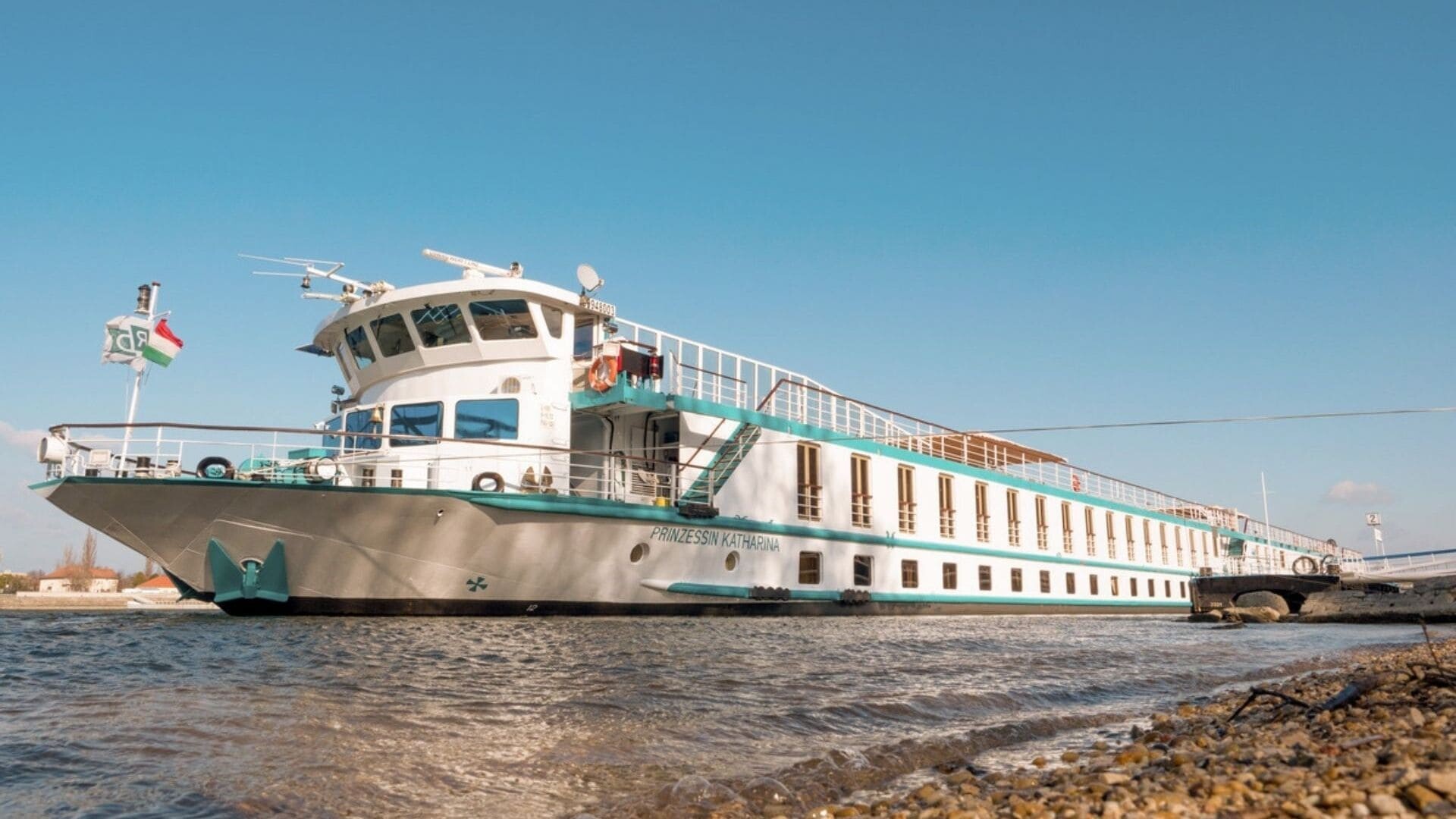 MS Prinzessin Katharina naviguant sur le Danube