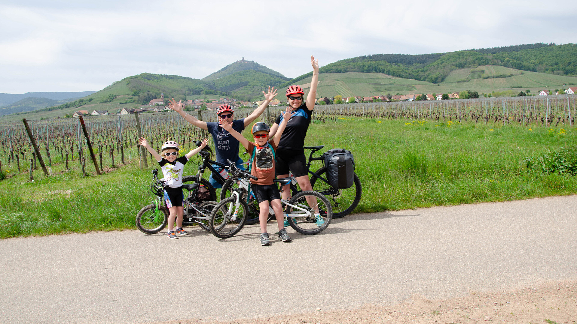 Voyage à vélo - France : L’Alsace à vélo  De Strasbourg à Colmar en famille