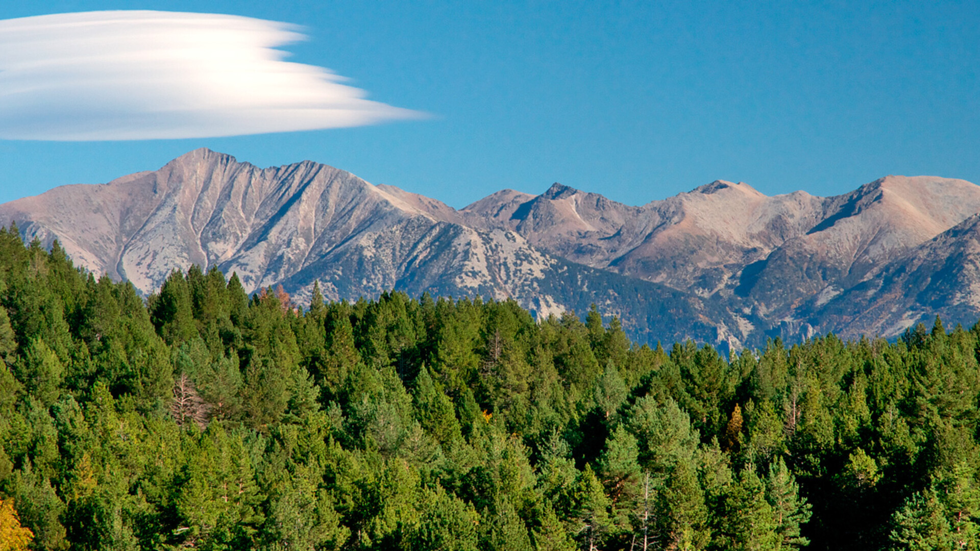  - Le Tour du Canigou