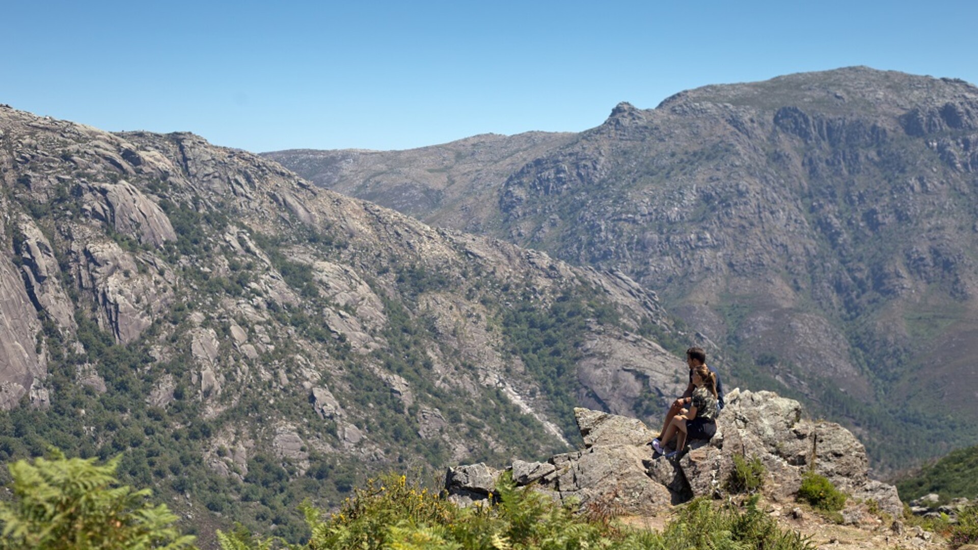 Montagnes granit Parc National de Peneda Geres