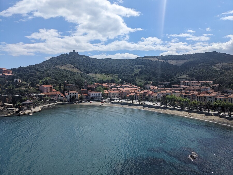 Fort Saint Elme vu depuis le fort de Collioure © Quentin Vanaker