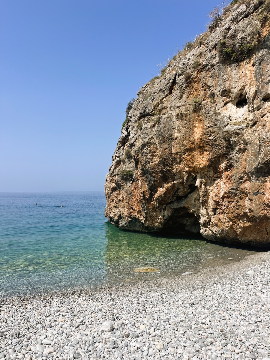 Plage à Kardamyli