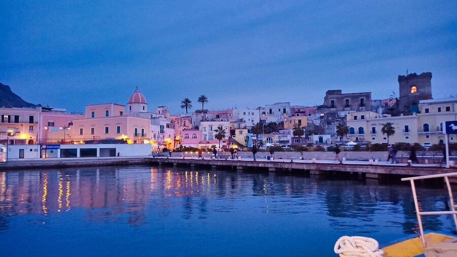 Vue de Forio à Ischia @Tania Gherli