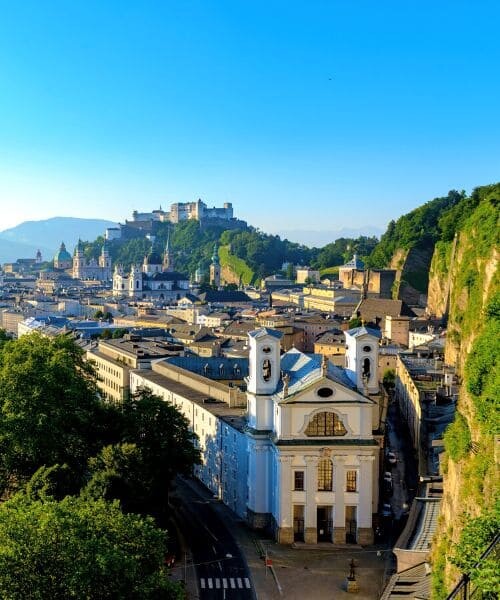 Vue sur la vieille ville de Salzbourg