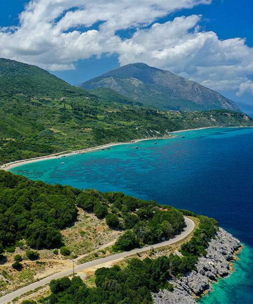 Plage de Skala Cephalonie © Michael AdobeStock