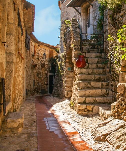 Ruelle d'Eze et village © P MASSON © Office de tourisme Eze Ruelle d'Eze et village