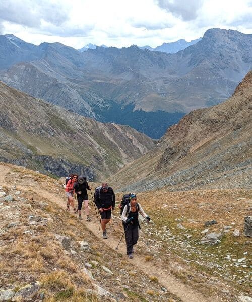 Montée en direction du col de Loson