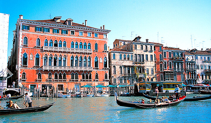 Le grand canal de Venise