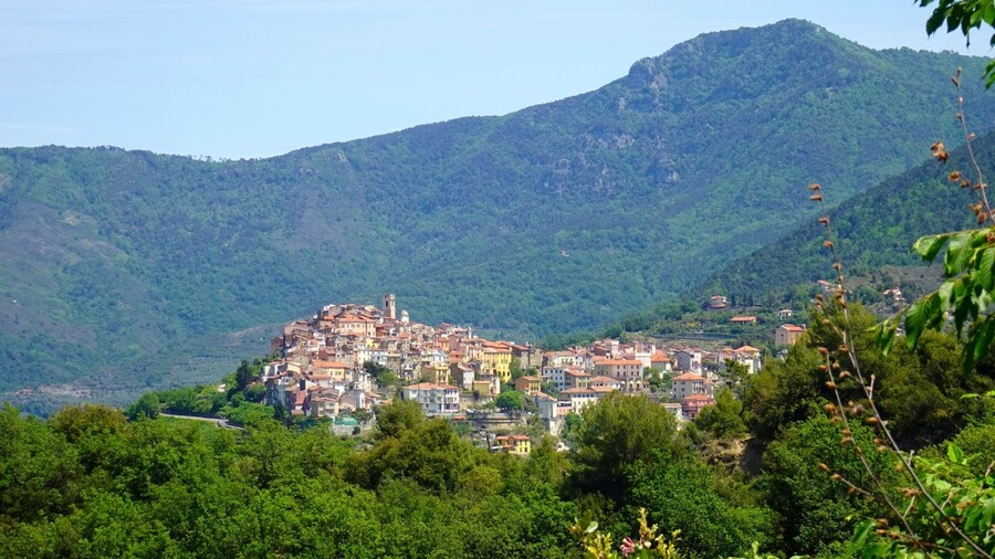 Village de Baiardo 