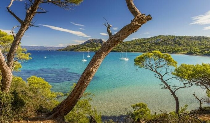 Plage Notre Dame sur l'île Porquerolles, Côte d'Azur, France