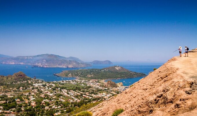 Les îles Éoliennes depuis l'île de Vulcano