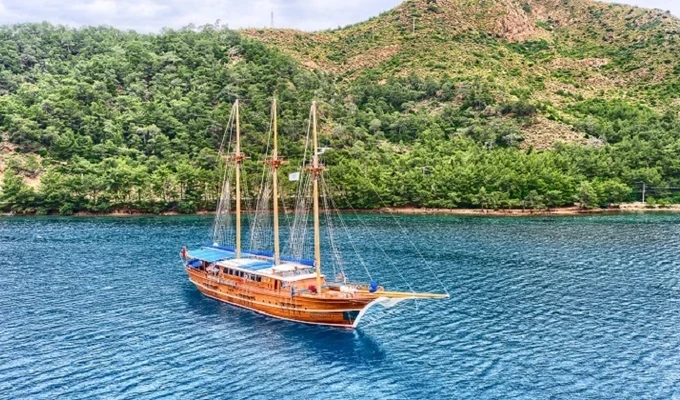 Grèce : Les Cyclades et les îles Saroniques à vélo bateau