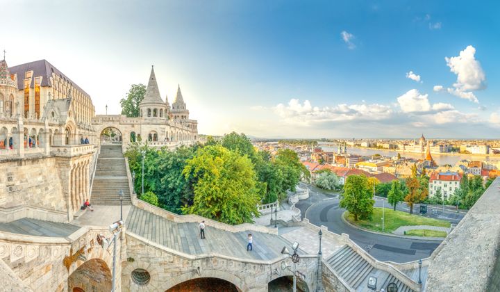 Le Bastion des pêcheurs et la capitale de la Hongrie : Budapest