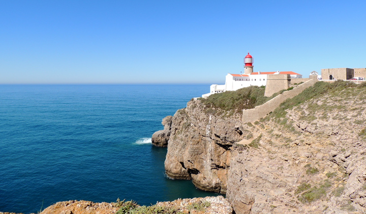 Voyage en véhicule : Algarve, des montagnes à la mer