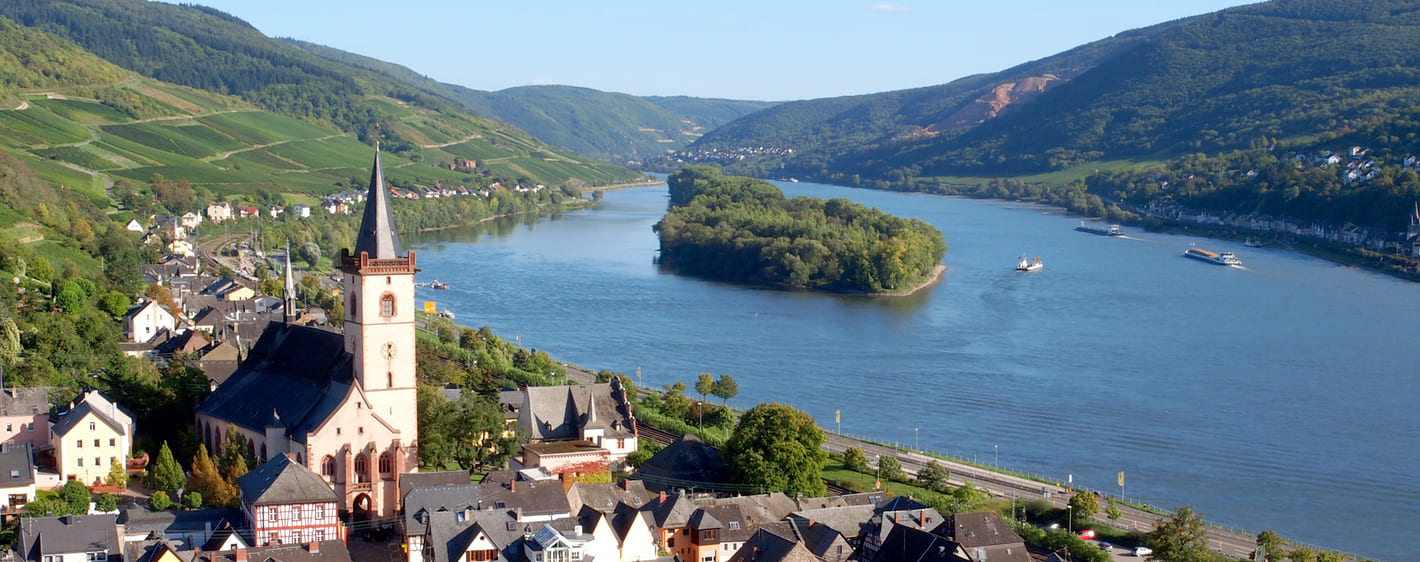 Commune de Lorch et le Rhin en Allemagne 