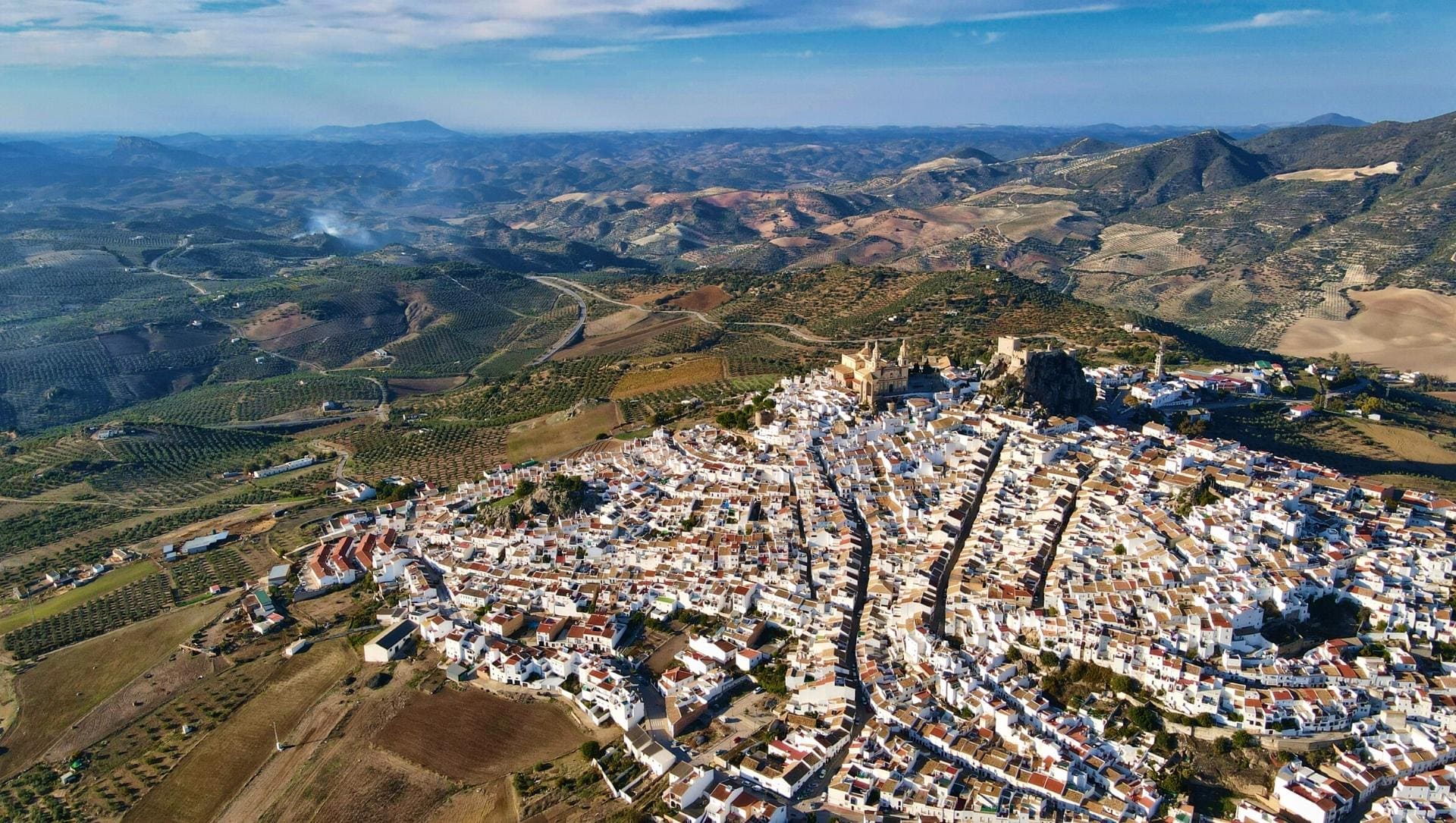 Olvera vue du ciel - Andalousie à vélo © David Praire