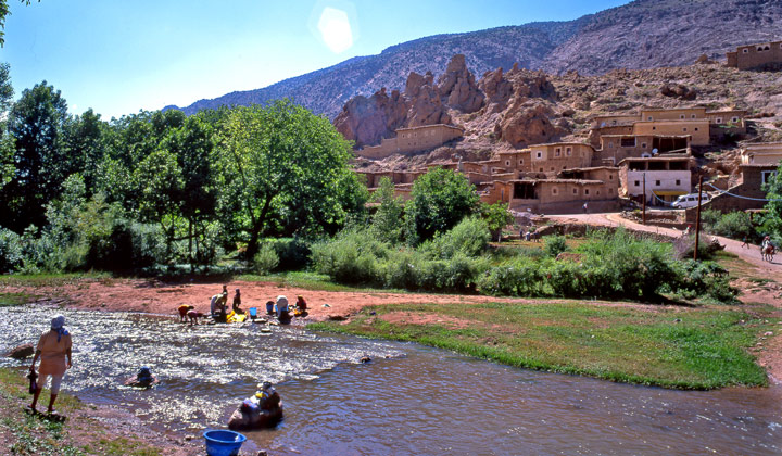 Voyage à pied : Maroc : Vallée de Aït Bougmez et sommet du M\'Goun