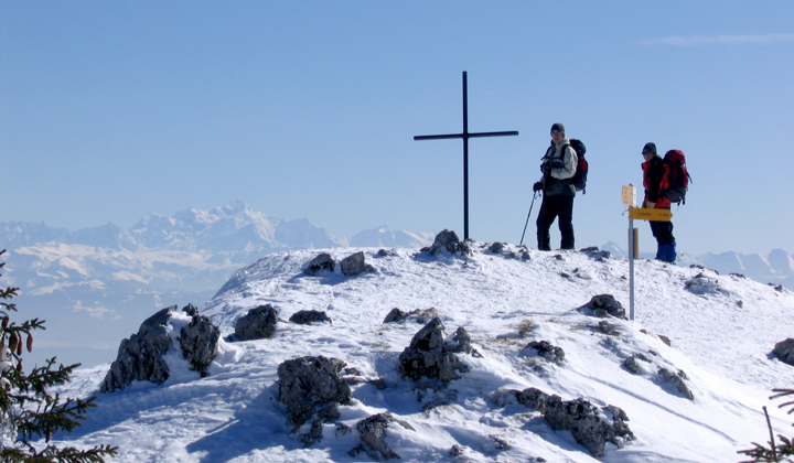 Voyage en raquette - Traversée du Jura franco-suisse en raquettes