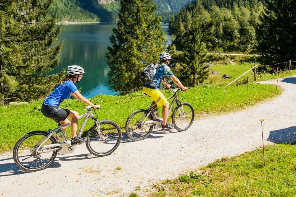 VTT électrique au lac de Gosau