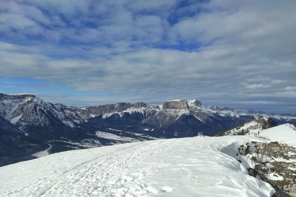 Vue sur le Mont Aiguille depuis le Platary © Adrien Ozanon